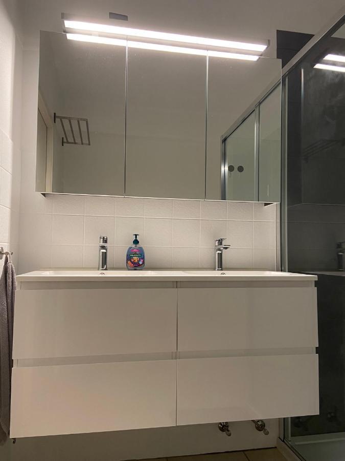 Weloveoostende - Newly Renovated Large Apartment 150M From The Beach - Including Bed Sheets And Final Clea-Ning Extérieur photo