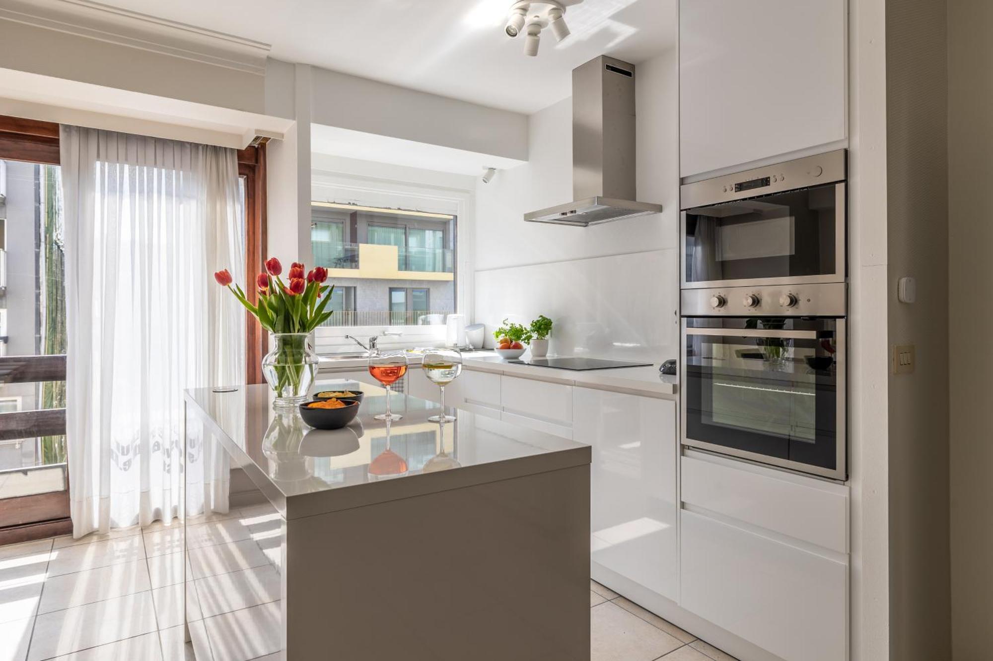 Weloveoostende - Newly Renovated Large Apartment 150M From The Beach - Including Bed Sheets And Final Clea-Ning Extérieur photo